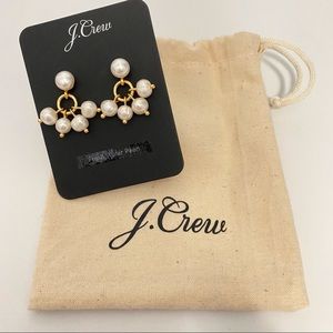 J Crew Freshwater Pearl Earrings 1” Drop gold tone accent